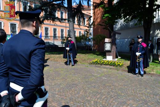 Questura di Cremona: commemorazione dell'Agente della Polizia di Stato VILLA Stefano (galleria fotografica).