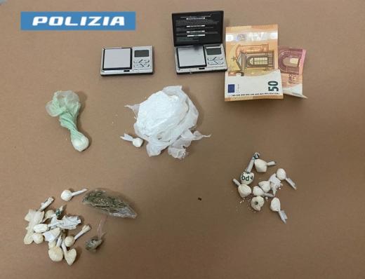 Avetrana, spaccio di cocaina in un appartamento: arrestato dalla Polizia di Stato 32enne pregiudicato