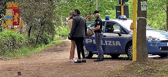 Viareggio - La Polizia di Stato continua i servizi protesi al rispetto delle norme di contenimento del Covid-19