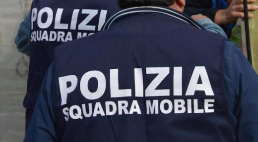 POLIZIA DI STATO -  ARRESTO  E DENUNCIA PER DETENZIONE AI FINI DI SPACCIO DI SOSTANZE STUPEFACENTI – ACCOMPAGNAMENTO AL CPR DI CITTADINO STRANIERO