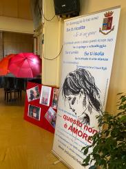 Campagna permanente della Polizia di Stato contro la violenza di genere Questo non è amore. Incontro con gli studenti del I.S.S San Benedetto – Einaudi – Mattei.