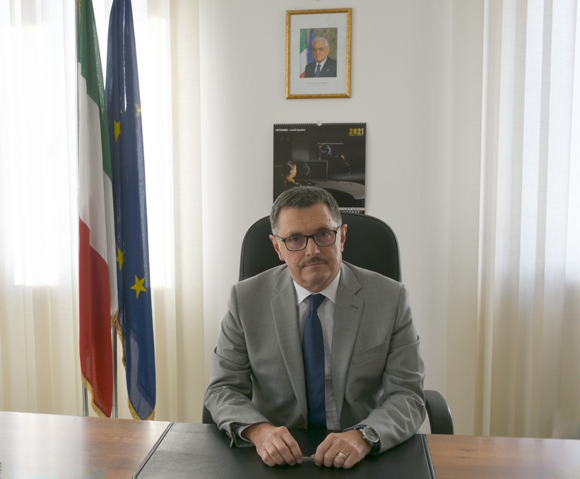 Dirigente Superiore dott. Raffaele Cavallo