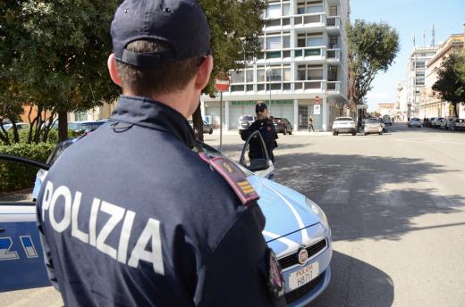 LATINA: Maltrattamenti ai danni della ex compagna. Arrestato dai poliziotti delle volanti cittadino di origini rumene.