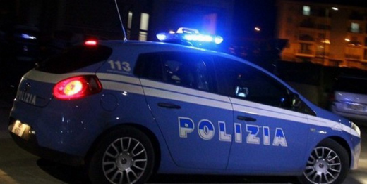 La Polizia di Stato arresta donna per resistenza e oltraggio nel centro storico di Ascoli Piceno.
