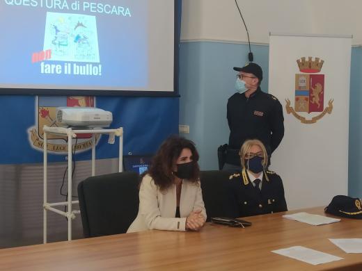 Il Questore di Pescara emette tre ammonimenti per cyberbullismo