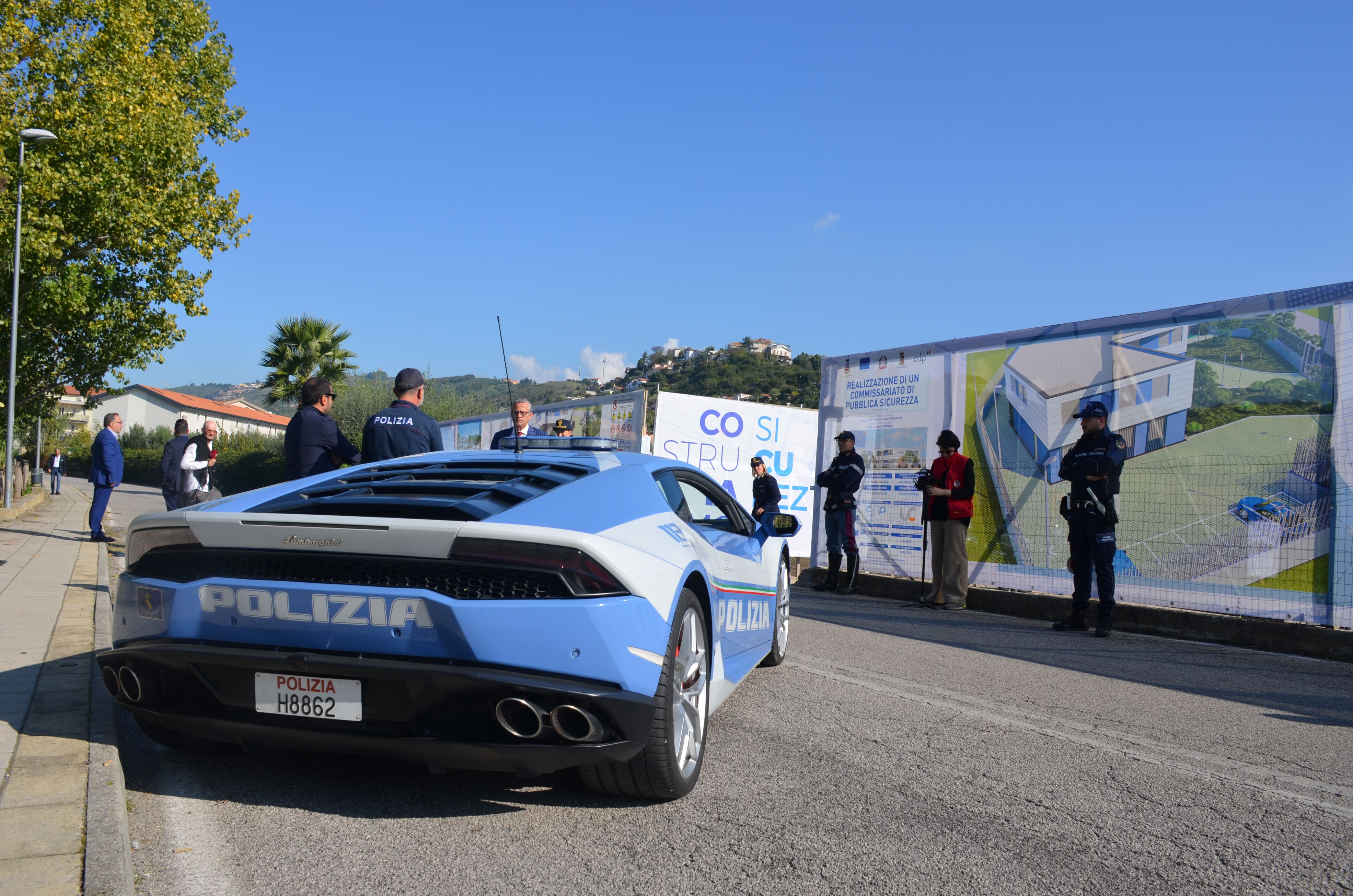 Lamborghini cerimonia Commissariato Agropoli