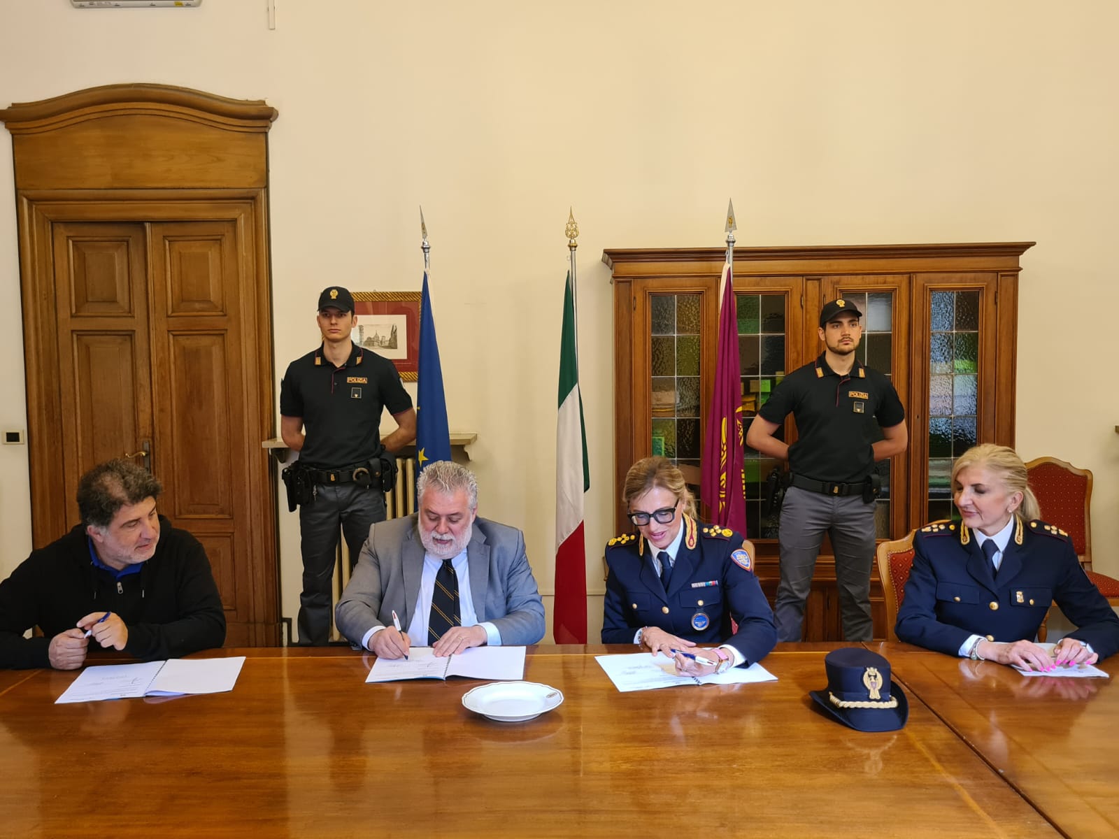 Torino: firma del protocollo fra Polizia Postale e la Direzione Generale Scuole Cottolengo