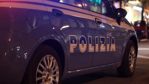 Squadra Volanti - furto in atto nella notte nei pressi di Piazza Guerrazzi - autore arrestato per tentato furto aggravato