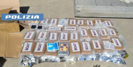 Polizia di Stato esegue un maxi sequestro di cocaina