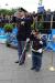 il piccolo poliziotto Alberto rende gli onori