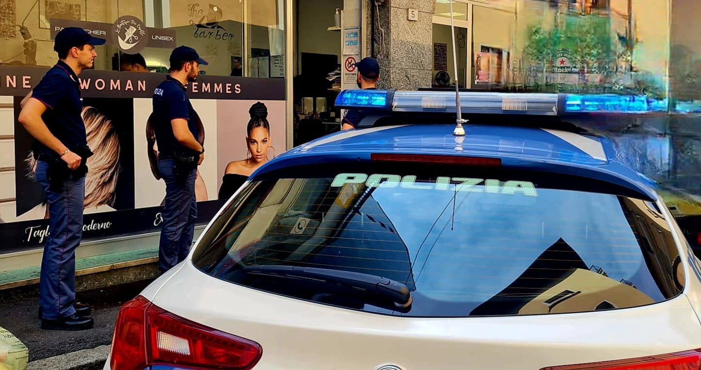 Polizia di Stato: sospesa in zona stazione l'attività per gravi irregolarità ad un salone di acconciature.