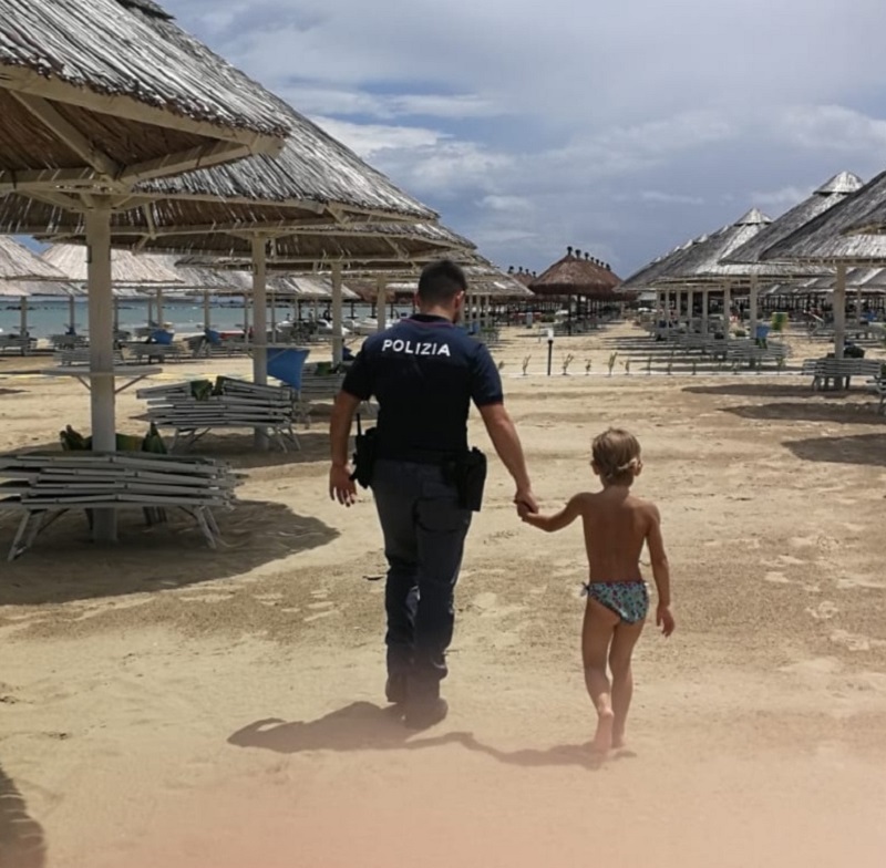 PESCARA: Due bimbi di 4 anni si smarriscono in spiaggia