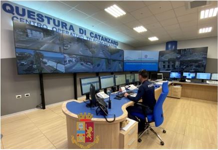 Catanzaro: il Prefetto Lamberto Giannini, Capo della Polizia – Direttore Generale della Pubblica Sicurezza, presiede l’inaugurazione della nuova Sala Operativa.