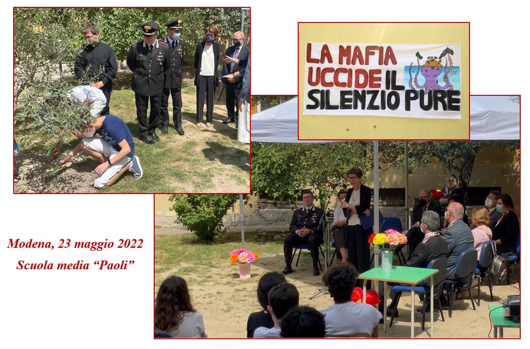 Modena, 23 maggio 2022: piantumata una Talea dell’albero di Falcone nel cortile della scuola media Paoli. Il Questore Burdese ricorda il valore delle donne e degli uomini della Polizia di Stato in servizio di scorta ai magistrati, caduti in servizio