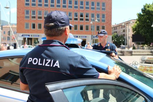 Pluripregiudicata denunciata dalla Polizia di Stato di Terni