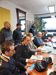 Sette arresti della Polizia di Stato di Bari e Bat per tentato sequestro di persona a scopo di estorsione