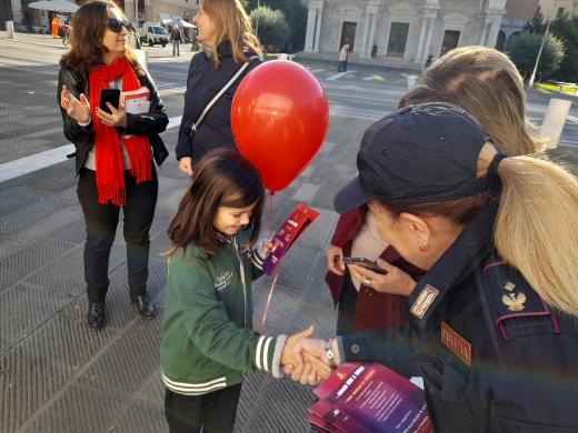 Giornata contro la violenza di genere: Studenti, Rete Antiviolenza, “Centaure on the road- Donne in moto” e Club di Livorno  “Soroptimist International d’Italia”