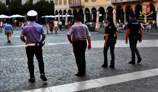 Questura di Cremona: Controlli anti-covid, sanzionate tre persone e chiusura di 5 giorni per un bar.