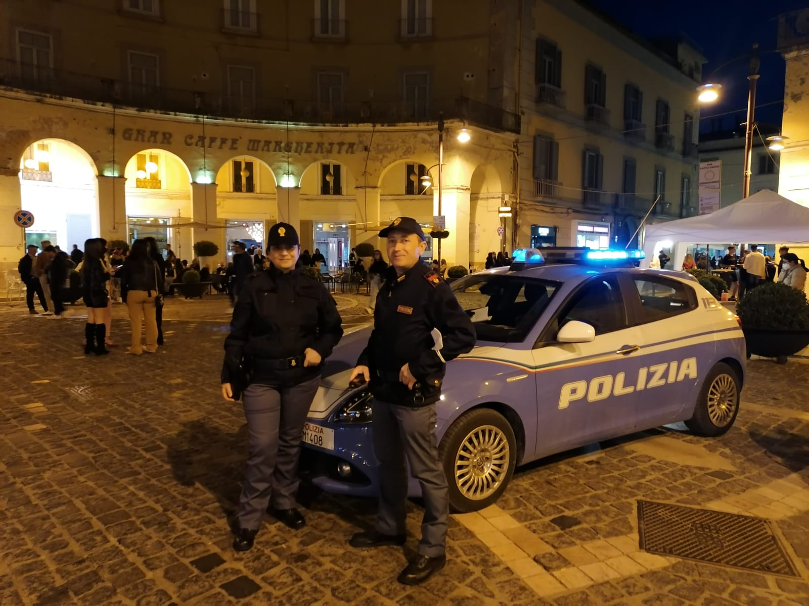 La Polizia di Stato ha rafforzato i servizi di controllo di controllo del territorio, in Caserta e Provincia, nel week-end del 1° Maggio.