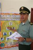La foto allegata illustra un poliziotto Colombiano