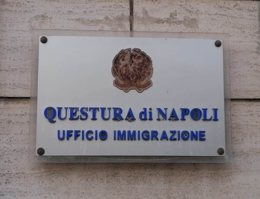 ufficio immigrazione Napoli